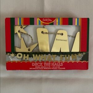 NWOT - Rachel Parcell Gold Holiday Garland